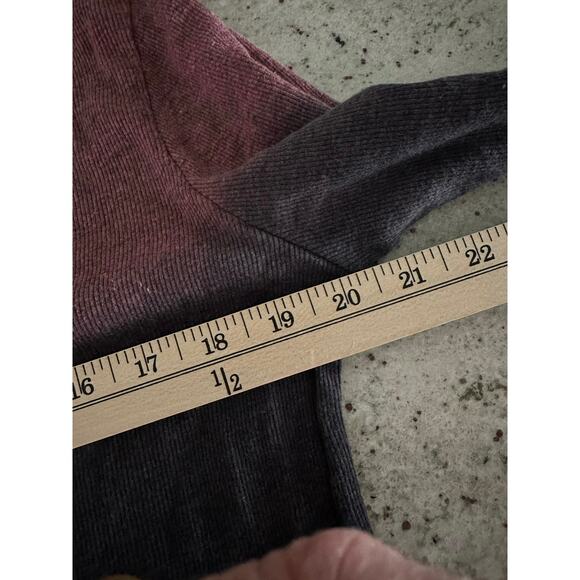 Chaser women’s tie-dye ombre sweater size S new with tags - Picture 8 of 10